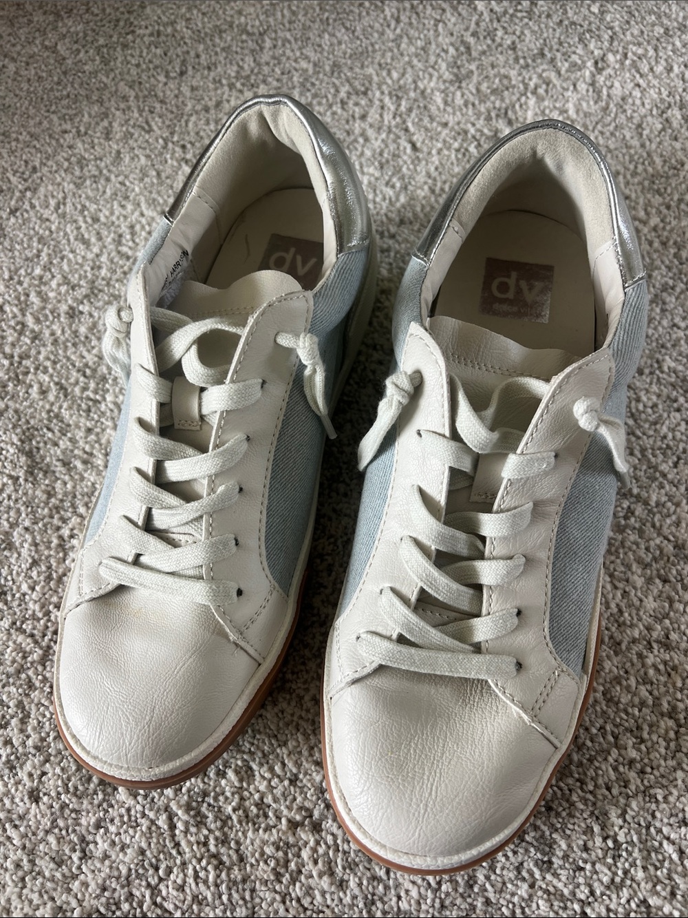 DV by Dolce Vita Cream Leather & Light Blue Fabric Low-Top Sneakers